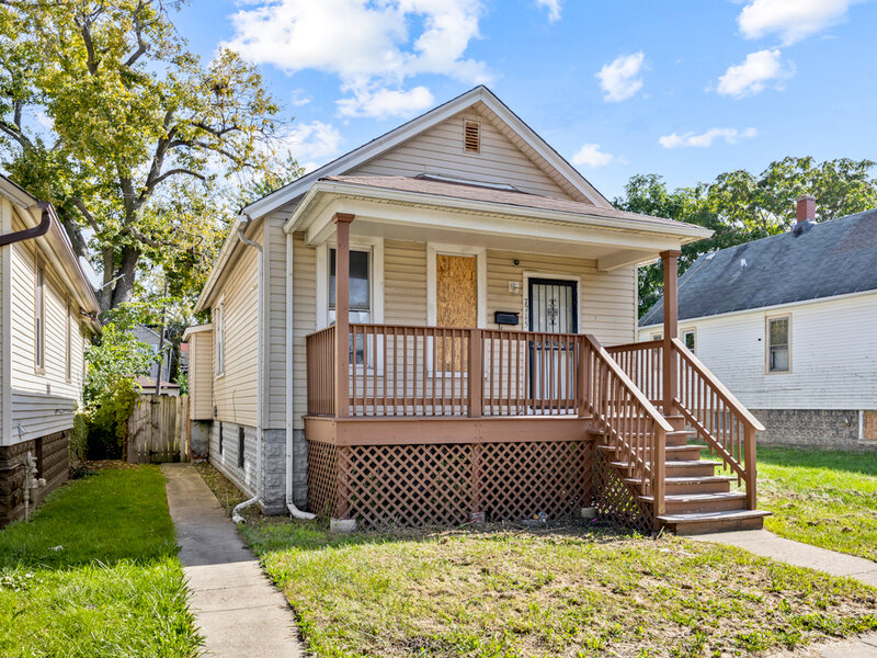 7715 S Maryland Avenue Chicago IL 60619