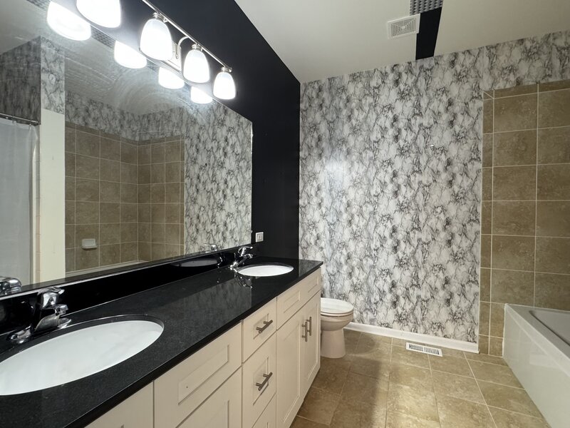 997 Regent Drive Matteson IL 60443