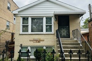 Photo of 5656 N Jersey Avenue Chicago IL 60659