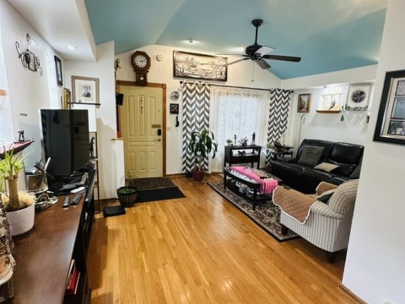 5656 N Jersey Avenue Chicago IL 60659