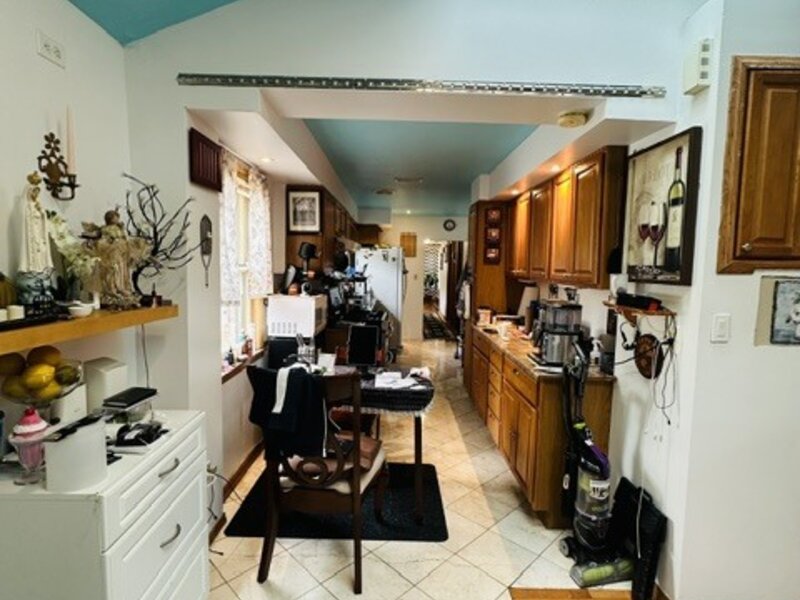 5656 N Jersey Avenue Chicago IL 60659
