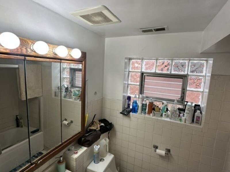 5656 N Jersey Avenue Chicago IL 60659