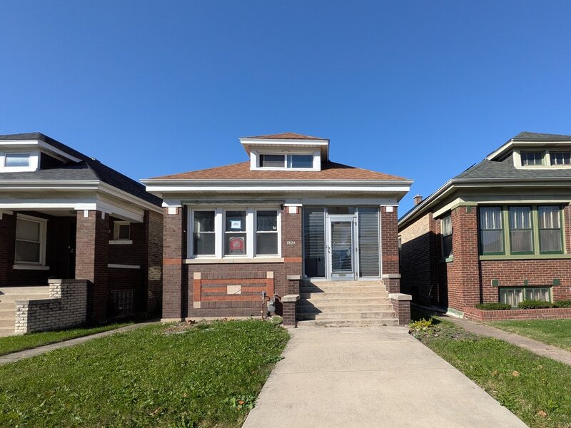 7824 S Wood Street Chicago IL 60620