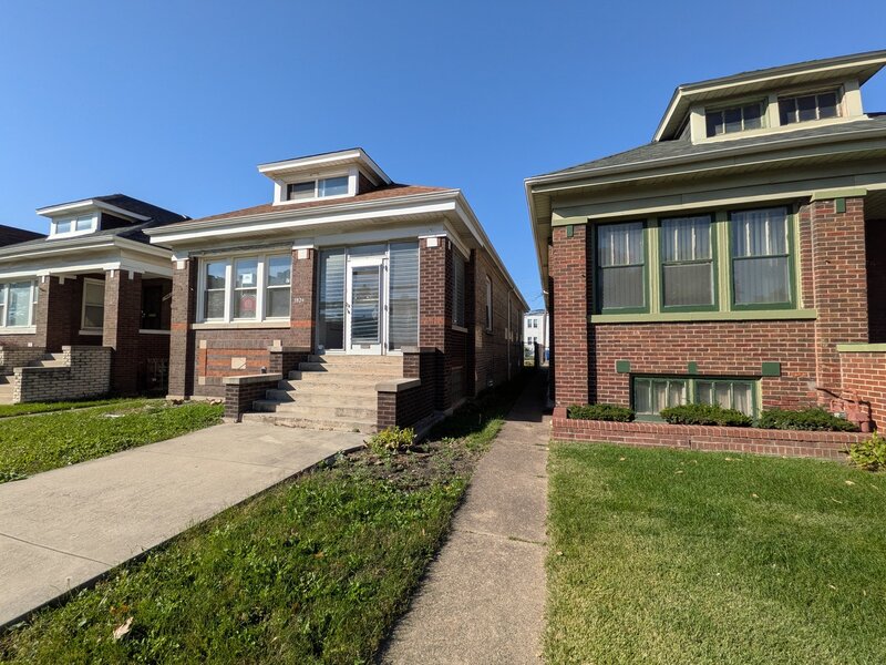 7824 S Wood Street Chicago IL 60620