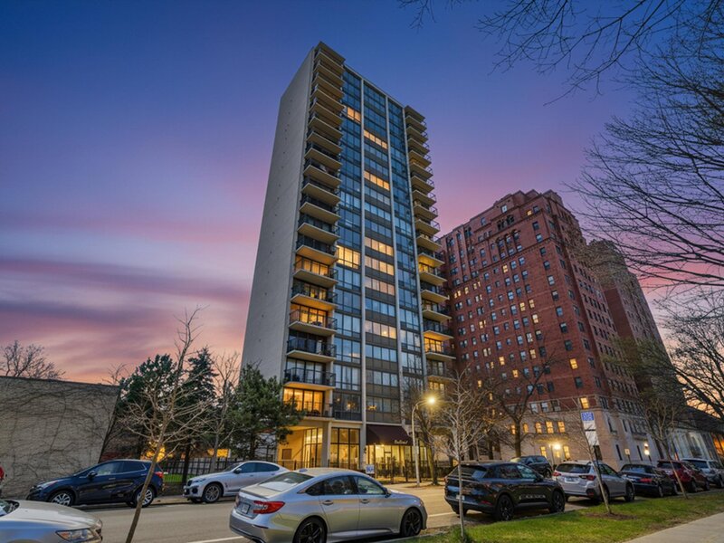 6701 S Crandon Avenue Chicago IL 60649