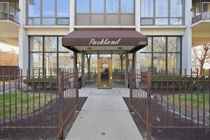Photo of 6701 S Crandon Avenue Chicago IL 60649 Unit 8C