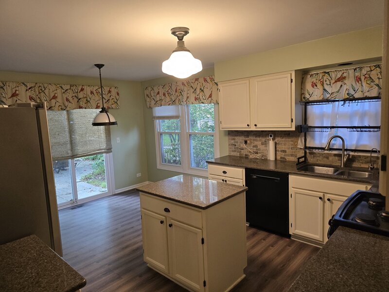 1441 Tanglewood Drive Crystal Lake IL 60014
