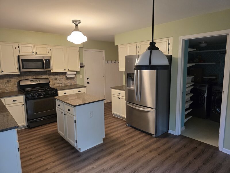 1441 Tanglewood Drive Crystal Lake IL 60014