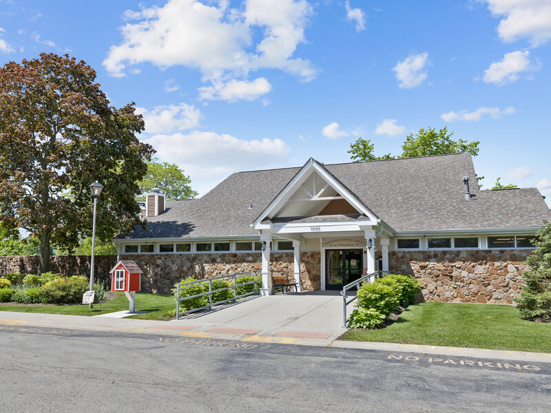 2034 Stanley Court Schaumburg IL 60194
