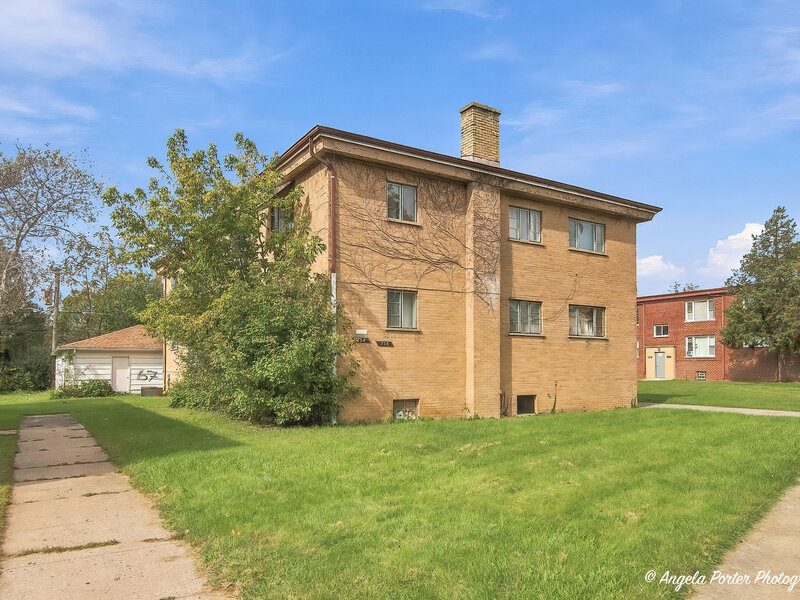 754 Walnut Street Waukegan IL 60085