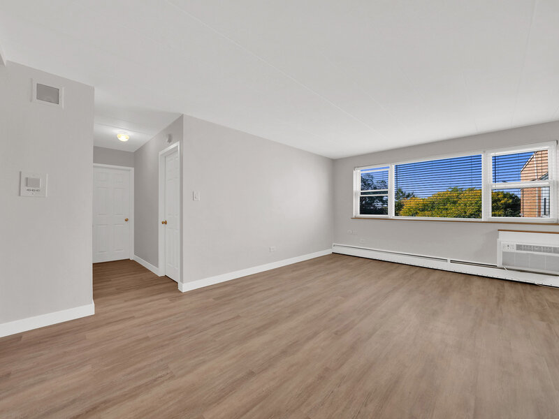 6161 N Hoyne Avenue Chicago IL 60659