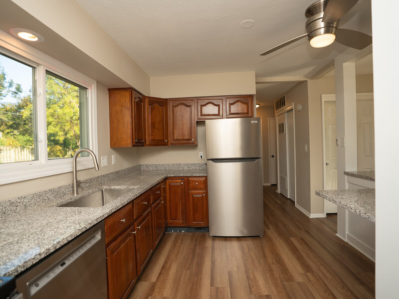 1430 Lakewood Drive Bettendorf IA 52722