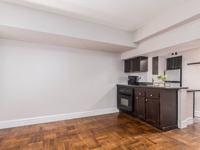 5056 N Marine Drive Chicago IL 60640