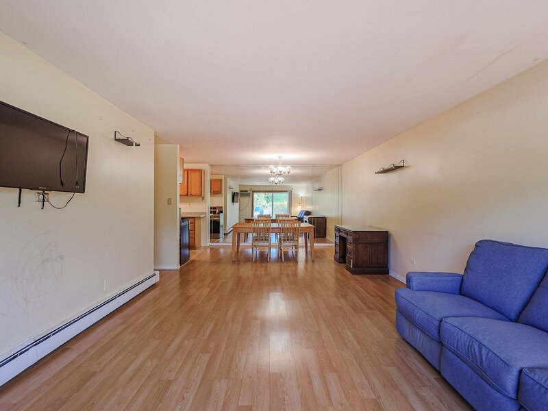 8970 N Parkside Avenue Des Plaines IL 60016