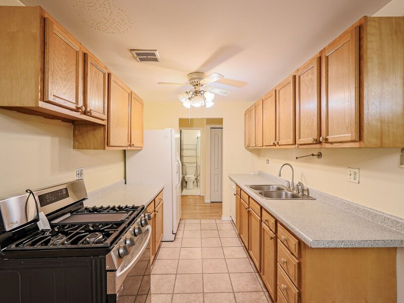 8970 N Parkside Avenue Des Plaines IL 60016