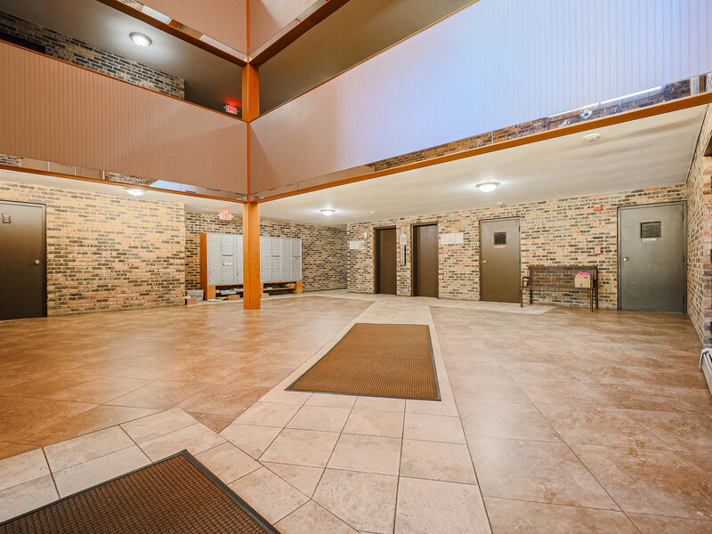 8970 N Parkside Avenue Des Plaines IL 60016
