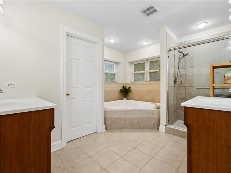 2119 Hillside Terrace Cary IL 60013