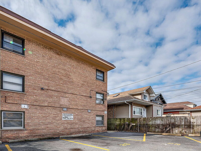 2 Le Moyne Parkway Oak Park IL 60302