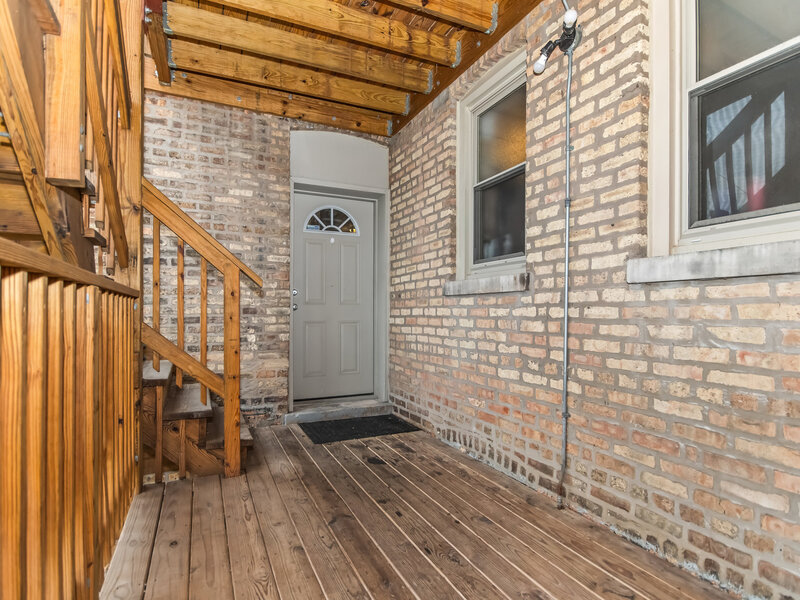 2514 W North Shore Avenue Chicago IL 60645