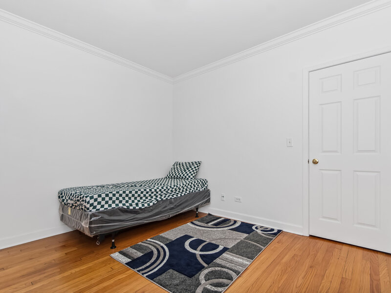 2514 W North Shore Avenue Chicago IL 60645