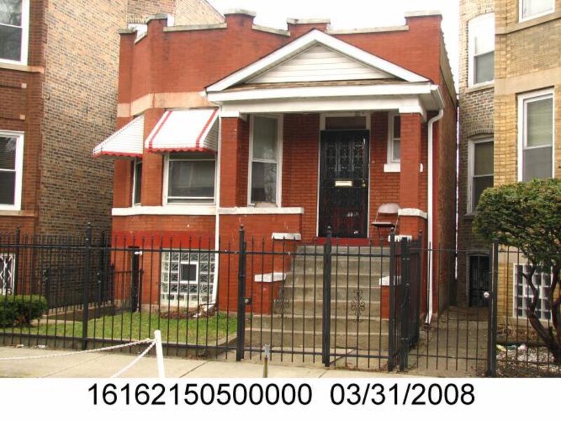 4912 W Gladys Avenue Chicago IL 60644