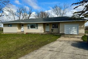 Photo of 18708 Beck Road Marengo IL 60152