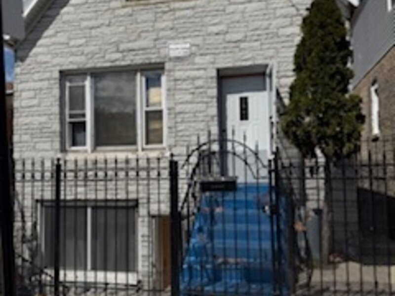 2658 W 24th Place Chicago IL 60608