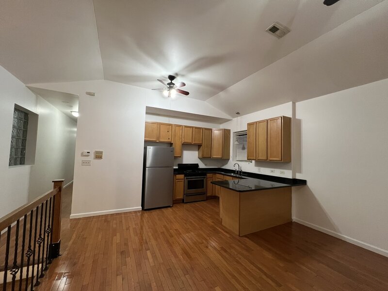 3008 W Flournoy Street Chicago IL 60612