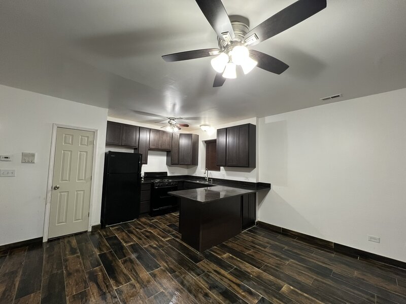 3008 W Flournoy Street Chicago IL 60612
