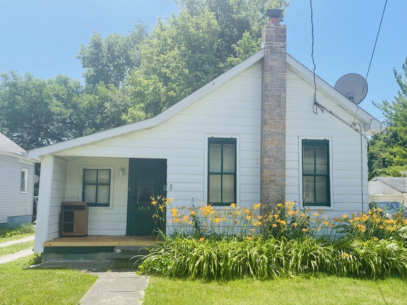 1213 E Main Street Streator IL 61364