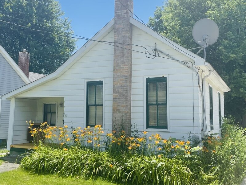 1213 E Main Street Streator IL 61364