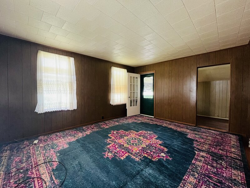 1213 E Main Street Streator IL 61364