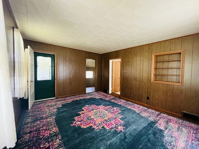 1213 E Main Street Streator IL 61364