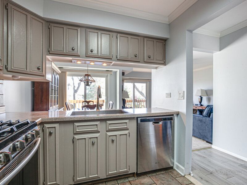 931 Market Court Vernon Hills IL 60061