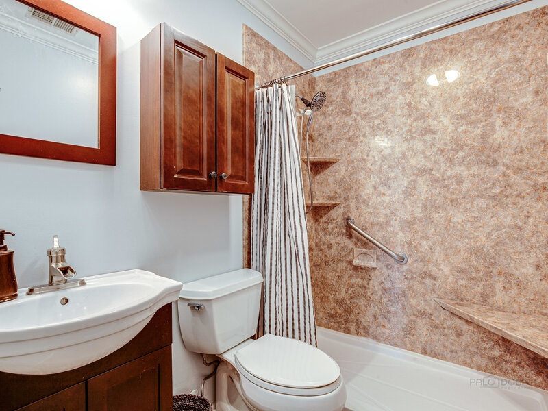 931 Market Court Vernon Hills IL 60061